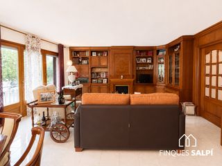 Reihenhaus  Vallespir. Casa con posibilidad de dos viviendas independientes y garaje