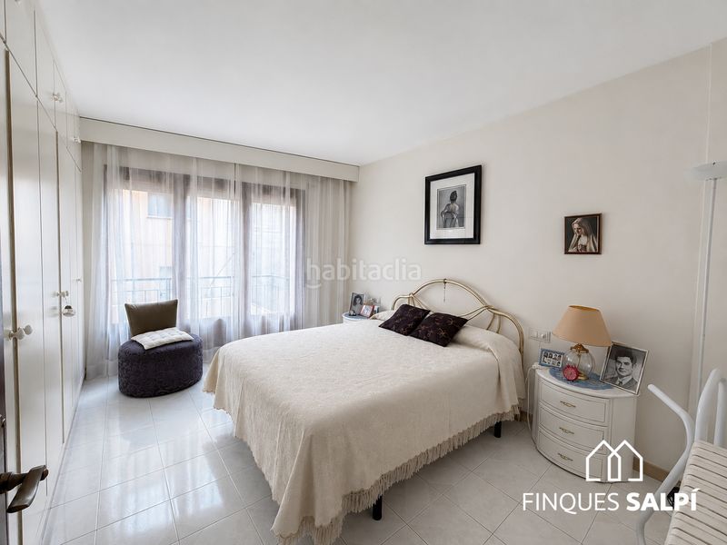 Foto a44c6d13-ad33-455b-9a6c-7155b7d7d651. Casa adossada amb calefacció a Jonquera (La)