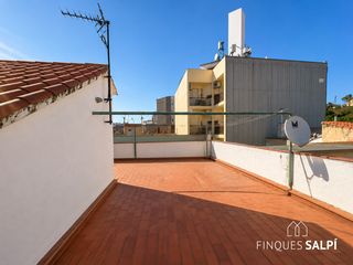Piso  Jaume gras. Piso luminoso a un paso del centro de sant feliu de gu�xols