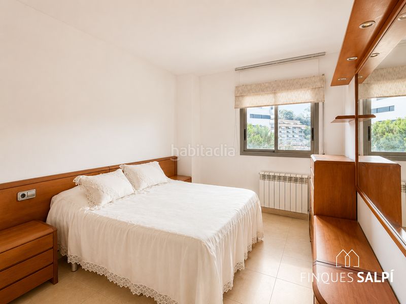 Foto 0565681d-4ff8-4c71-8775-49820f66225f. Pis amb calefacció a Eixample Sud-Migdia Girona