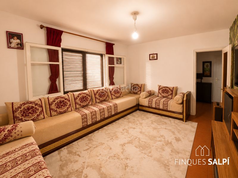 Foto a69b404c-0532-4e5f-b32e-a5a3bb96b0ea. Piso en Poble Nou-Olivar Gran Figueres