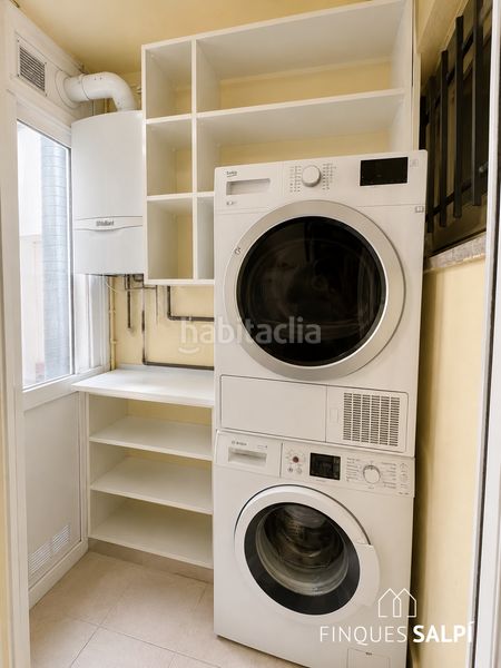 Foto eddd1b3f-71a0-4b7a-8e1c-bc7a36bf4838. Pis amb calefacció a Eixample Sud-Migdia Girona