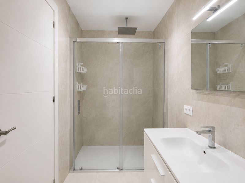 Foto 082b4c20-b7d9-4fff-8987-4aadab91a0f2. Casa adossada amb calefacció piscina a Eixample-Horta Capallera Figueres
