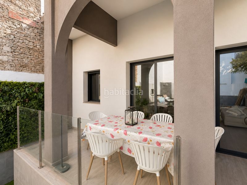 Foto 57b95965-e5d2-40fd-b55d-92649c081e14. Casa adossada amb calefacció piscina a Eixample-Horta Capallera Figueres
