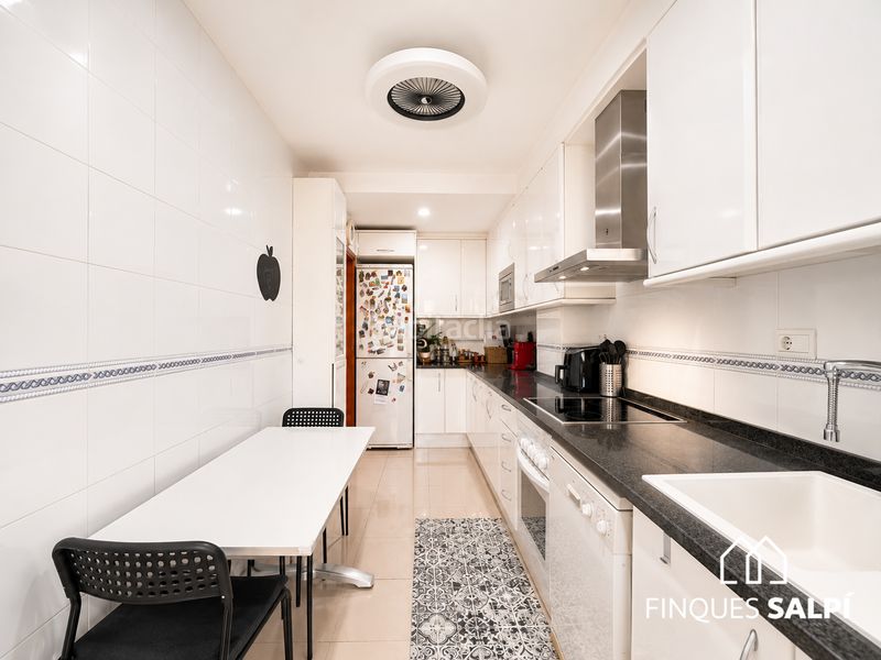 Foto 0d0922c8-7905-4c22-85bf-ec10c9b0dcb4. Duplex con riscaldamento in La Devesa Girona