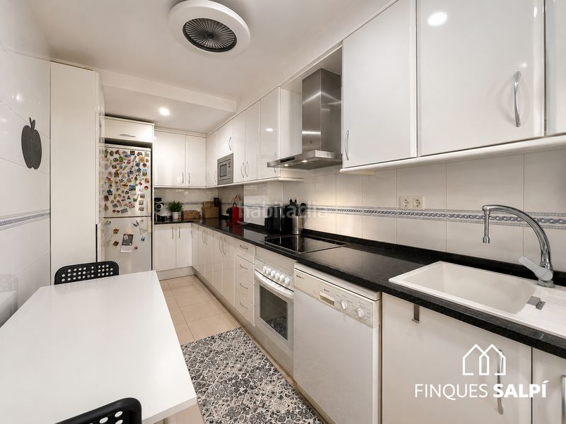 Foto 4356c9fd-2c42-4ffc-961f-35e7953d7c50. Duplex con riscaldamento in La Devesa Girona