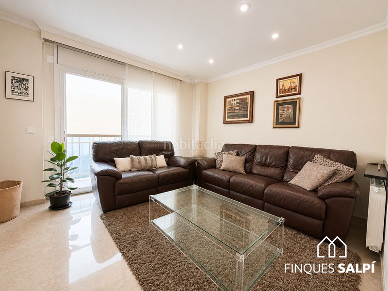 Foto 54fdfe0c-be77-4b6e-88b5-e926d88b3226. Duplex con riscaldamento in La Devesa Girona