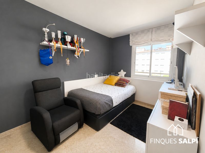 Foto bdaec929-a41e-43fd-87af-3bdd71857dcf. Duplex con riscaldamento in La Devesa Girona