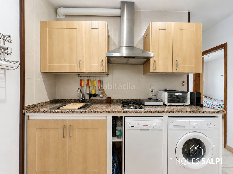 Foto 1ffea573-0021-4d98-bcb4-eb75b0434846. Apartament amb piscina a Montgó Escala (L´)