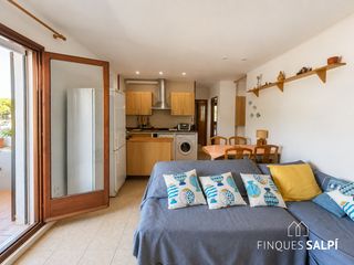 Appartement  Dels termes. Apartamento con licencia turística en l escala