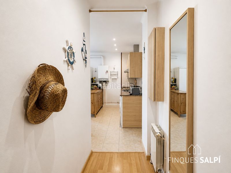 Foto 7de8e0f9-a89e-4cef-b8c9-f52e00a1ba64. Apartament amb piscina a Montgó Escala (L´)