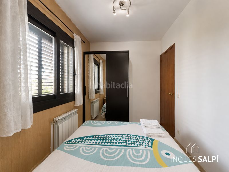 Foto 98c97bc3-1b52-432e-b718-18e829a84bfe. Apartament amb piscina a Montgó Escala (L´)