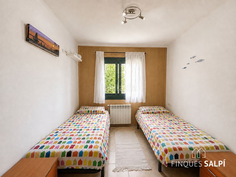 Foto f6960ec5-6c24-43bc-8ef4-86f4b1bb3658. Apartament amb piscina a Montgó Escala (L´)