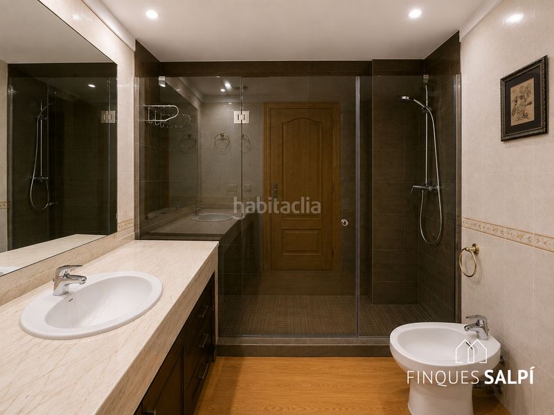 Foto aa4307f6-acc3-494b-88f9-99db82a27e80. Pis amb calefacció a Montilivi Girona