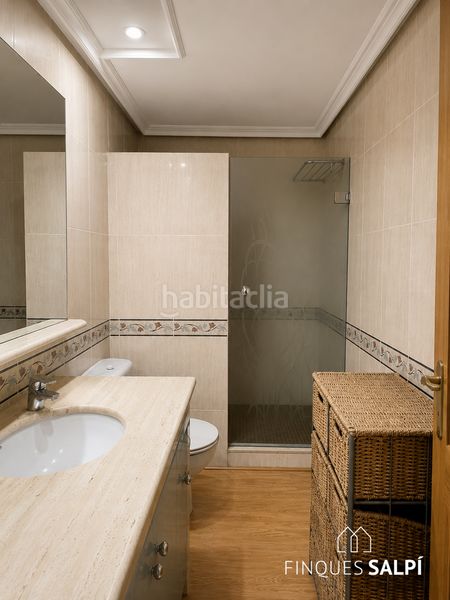 Foto cc3fa4ed-26f2-497e-9fdd-ea588d6a020f. Pis amb calefacció a Montilivi Girona