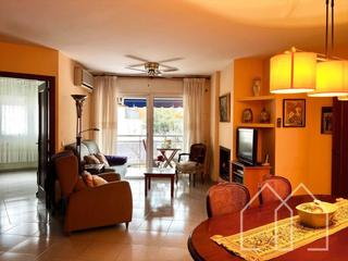 Appartement  President lluís companys. Piso con terraza en palamós