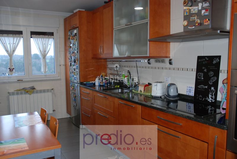 Foto 936e9c88-7ee0-47c8-ae20-de05fbcce36c. Dúplex amb calefacció aparcament a San Roque - As Fontiñas Lugo