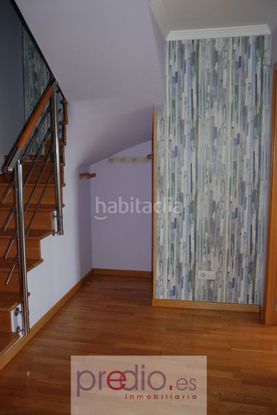 Foto b9fd98f6-8408-415f-a58a-5f93b813880c. Duplex avec chauffage parking dans San Roque - As Fontiñas Lugo