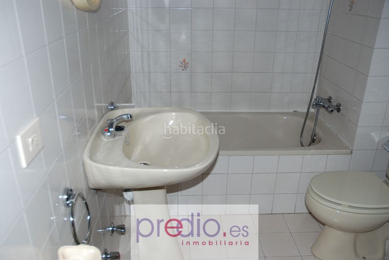 Foto ba9c97e6-0af0-4c56-93f5-2743db39c8d1. Apartament amb aparcament a San Roque - As Fontiñas Lugo