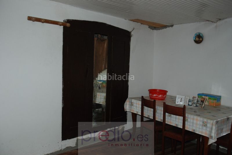 Foto a2206387-2553-4465-a03e-92ee7c4703fe. Casa amb xemeneia a Parroquias del Este Lugo