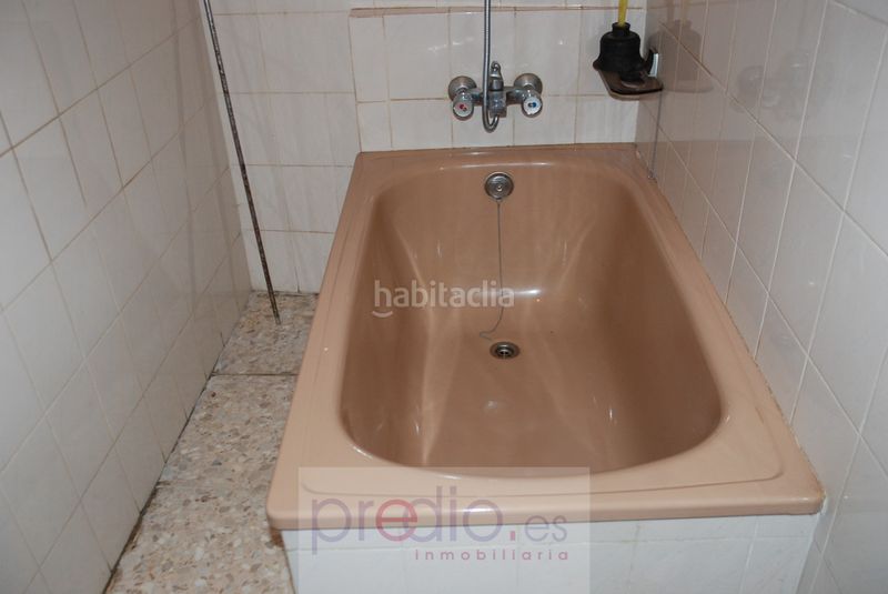 Foto b1f6c278-dc03-422e-a084-e7710749f37c. Casa amb xemeneia a Parroquias del Este Lugo