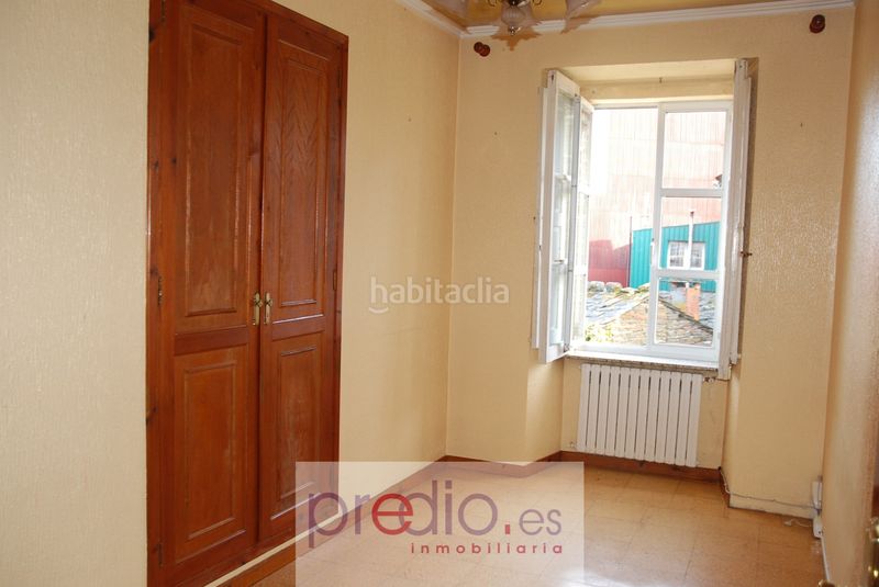 Foto 66c7fbff-afd3-4924-abf6-99a724dd2149. Casa aparellada amb calefacció aparcament a Rábade