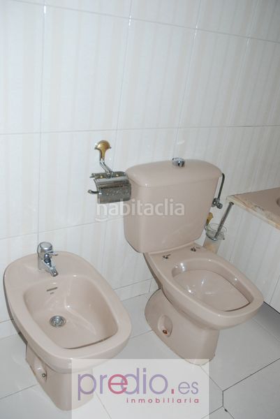 Foto 9b20b9e2-a1da-4c96-9e84-ffdbdec539e7. Casa aparellada amb calefacció aparcament a Rábade