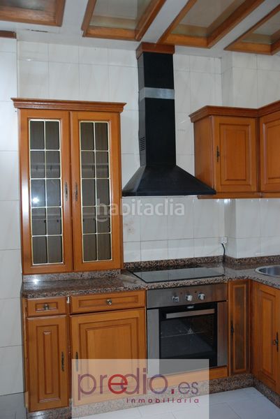 Foto c668b5f1-85ce-427d-bab3-471c843c5998. Casa aparellada amb calefacció aparcament a Rábade