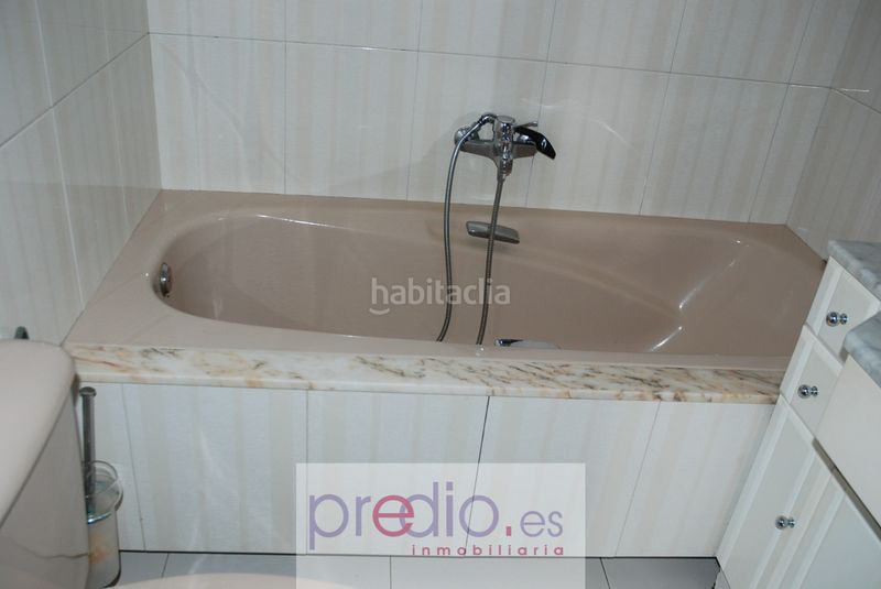 Foto caee3742-84f1-4206-a0c2-51c01e3b3c0a. Casa aparellada amb calefacció aparcament a Rábade