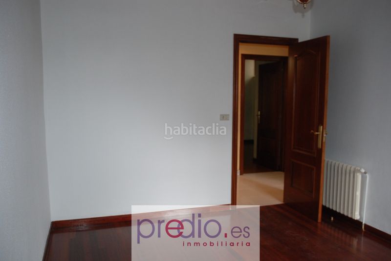 Foto 3e75e0e0-5114-4623-aa06-d5763e75e842. Casa pareada en Rábade