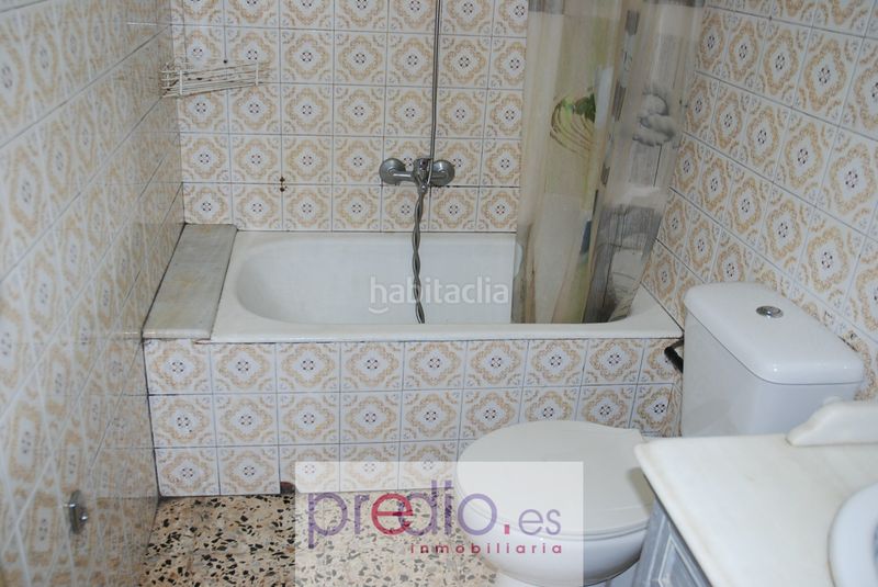 Foto 83882593-e5e8-48b2-b97c-466503ada4a5. Casa adossada a Sagrado Corazón - As Gándaras Lugo