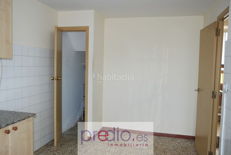 Foto db7687dc-5056-4076-a1fd-2cfebee7a48d. Casa adossada a Sagrado Corazón - As Gándaras Lugo