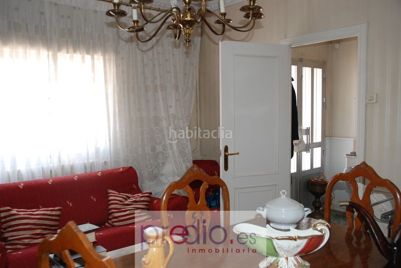 Foto 66f5f7b5-5d83-4f9b-9a0c-25f350fa8ea5. Casa aparellada amb calefacció aparcament a San Roque - As Fontiñas Lugo