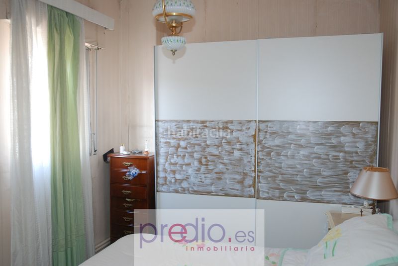 Foto 9b58ca8b-cc05-418d-a3bf-b4daae7b9e66. Casa aparellada amb calefacció aparcament a San Roque - As Fontiñas Lugo