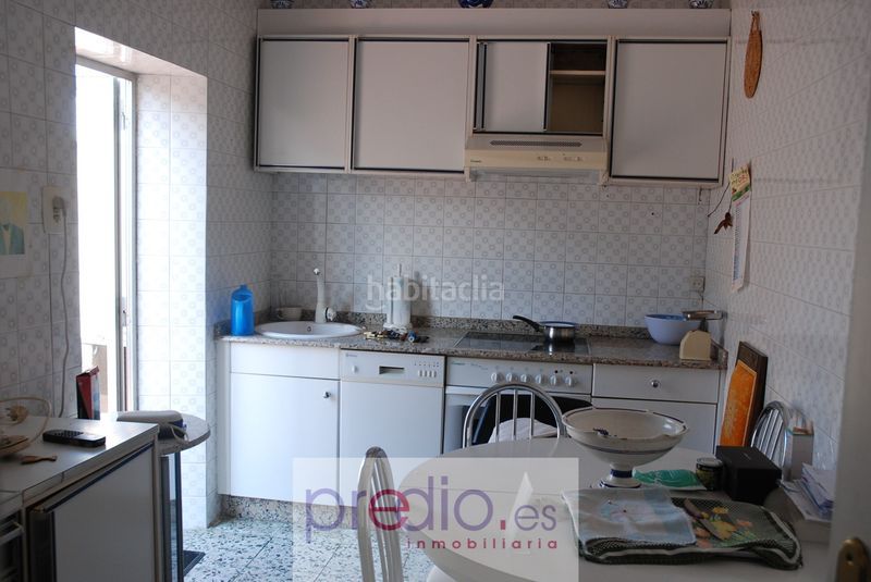 Foto c2cf6081-dc48-4ede-9083-1ce263138060. Casa aparellada amb calefacció aparcament a San Roque - As Fontiñas Lugo
