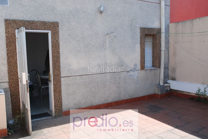 Foto e390820d-920c-411f-b23b-623d190fd8bb. Casa aparellada amb calefacció aparcament a San Roque - As Fontiñas Lugo