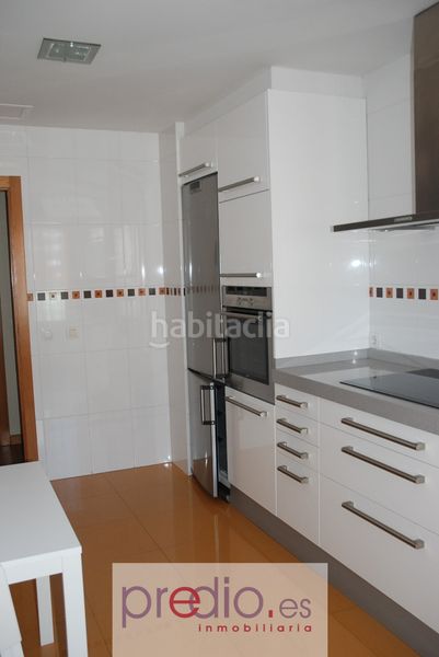 Foto ddf90af6-82e5-4b37-986f-8f5b66814463. Apartment with heating parking in San Roque - As Fontiñas Lugo