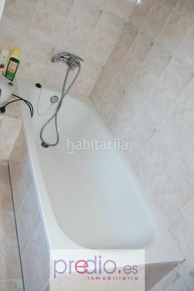 Foto 2c8b51a9-8988-463f-a585-d61ea025fcb9. Xalet amb xemeneia calefacció aparcament a Corgo (O)