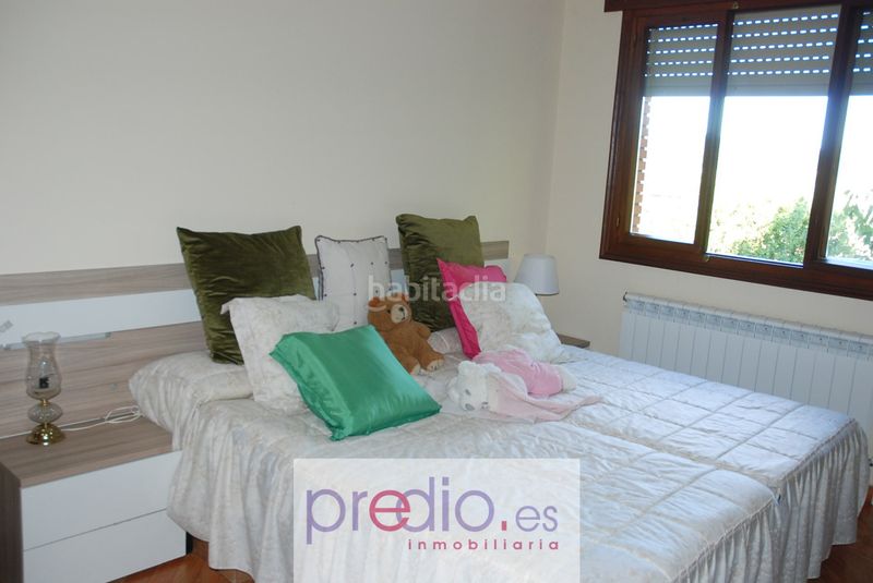 Foto b399c294-e746-4c55-a967-2e39d5db629d. Xalet amb xemeneia calefacció a Láncara