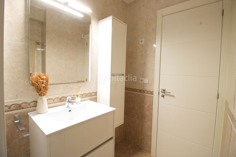 Foto 6b49d76d-d1af-4507-b383-20c6ff311f43. Flat with heating in Canillejas Madrid