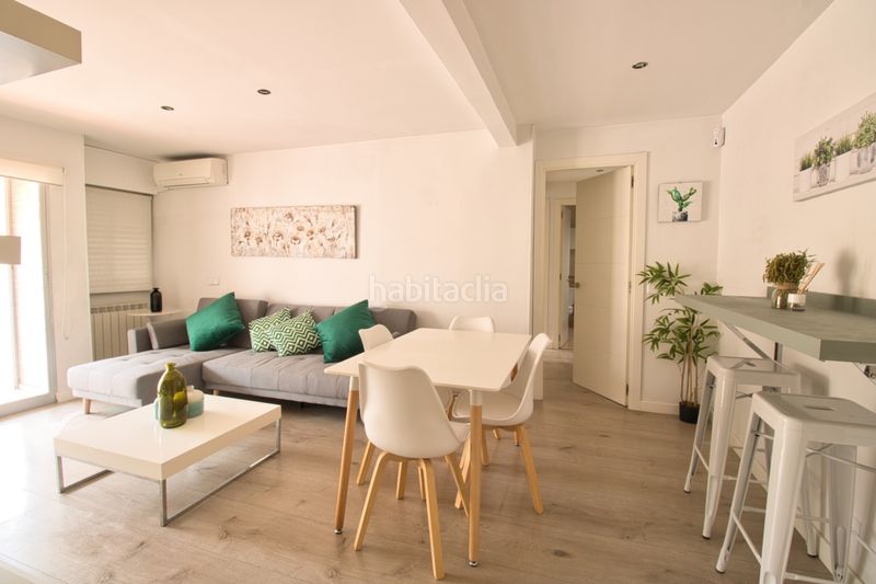 Foto f05f2aa8-64e1-4c8e-bf55-8768643d6995. Flat with heating in Canillejas Madrid