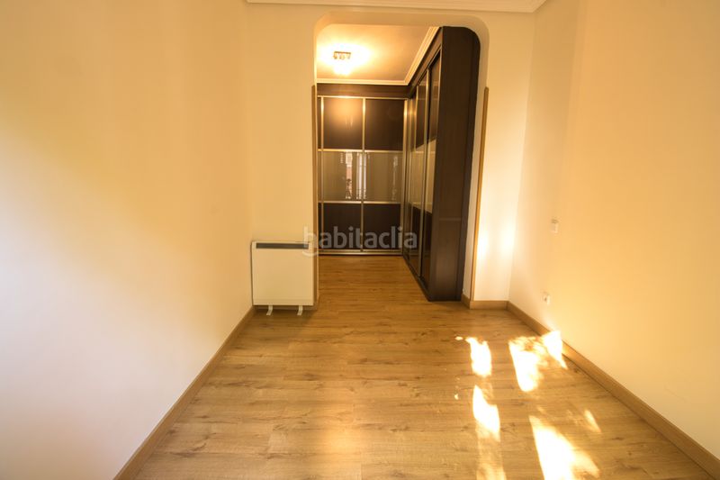 Foto 5b8a7d41-c672-4949-95f2-cc8fb023fe51. Location appartement avec chauffage parking dans Recoletos Madrid