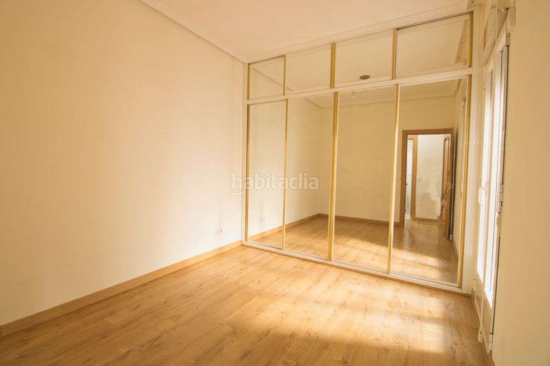 Foto a124d0a2-0a56-42d8-87b5-4d99e1969108. Location appartement avec chauffage parking dans Recoletos Madrid