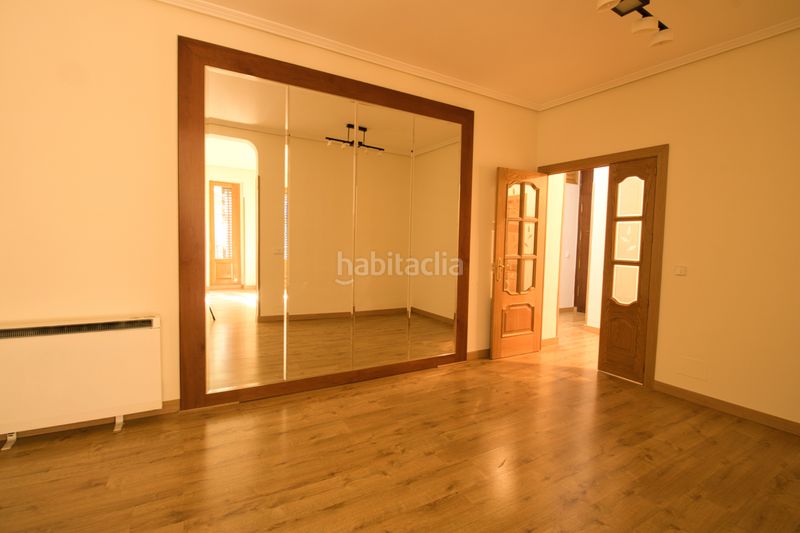 Foto cebf5154-2201-4e85-b75a-86be10580fc9. Location appartement avec chauffage parking dans Recoletos Madrid