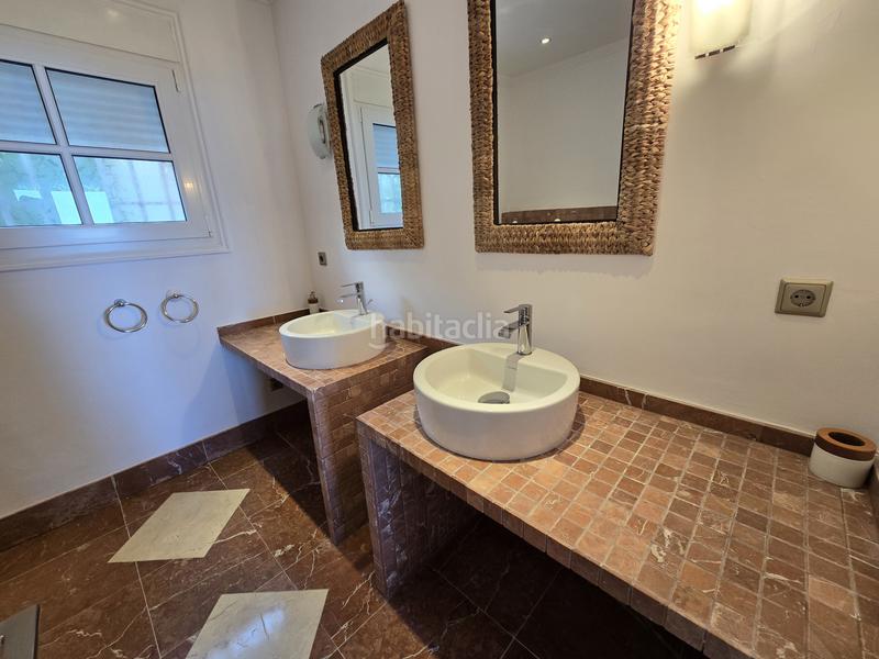 Foto 965a25cd-9287-4822-abff-5c90d6e5cc10. Maison avec chauffage parking piscine dans Río Real Marbella