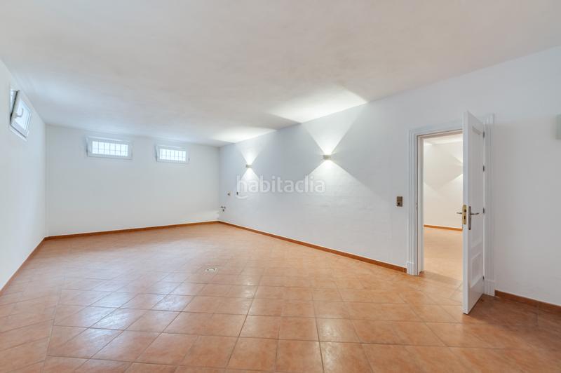 Foto dee79abb-0102-40b0-862a-9d9b7d9fc4d5. Maison avec chauffage parking piscine dans Río Real Marbella