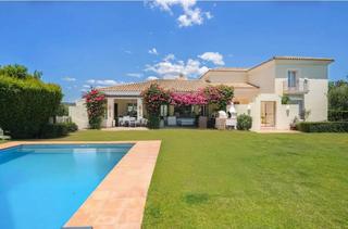 Xalet a Sotogrande Alto. Exquisita villa familiar de 4 dormitorios en sotogrande alto