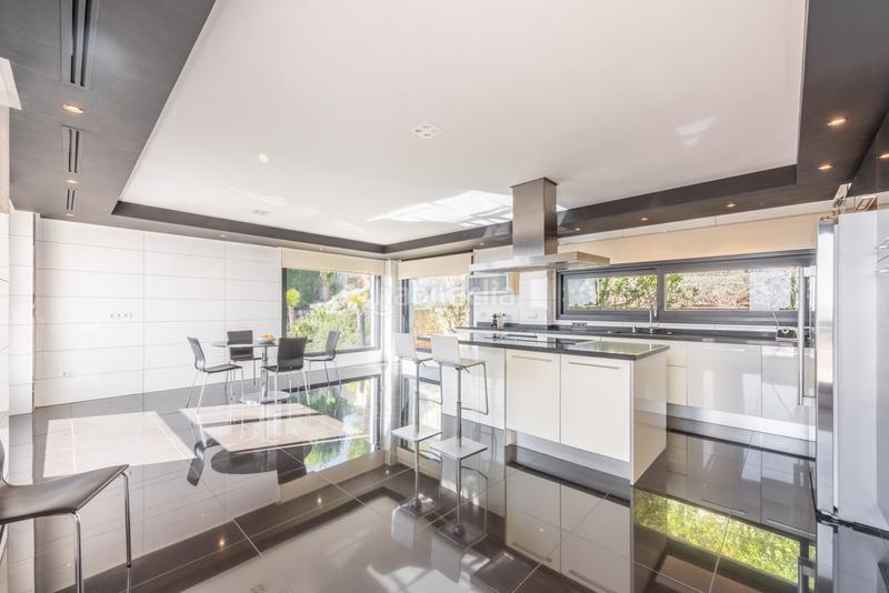 Foto 19f7da7b-1503-450f-af2d-8719e55fa3bf. Haus mit parking pool in Sotogrande alto Sotogrande