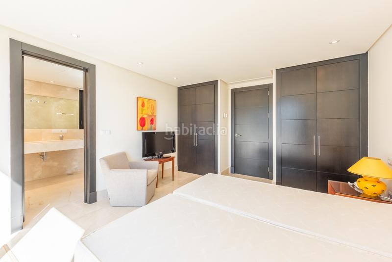 Foto 345d6d91-0cbf-415b-81a7-909f7c7be9a2. Haus mit parking pool in Sotogrande alto Sotogrande