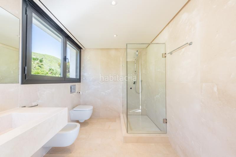 Foto 62e29878-3b88-4e62-a3cc-4d6588232763. Haus mit parking pool in Sotogrande alto Sotogrande